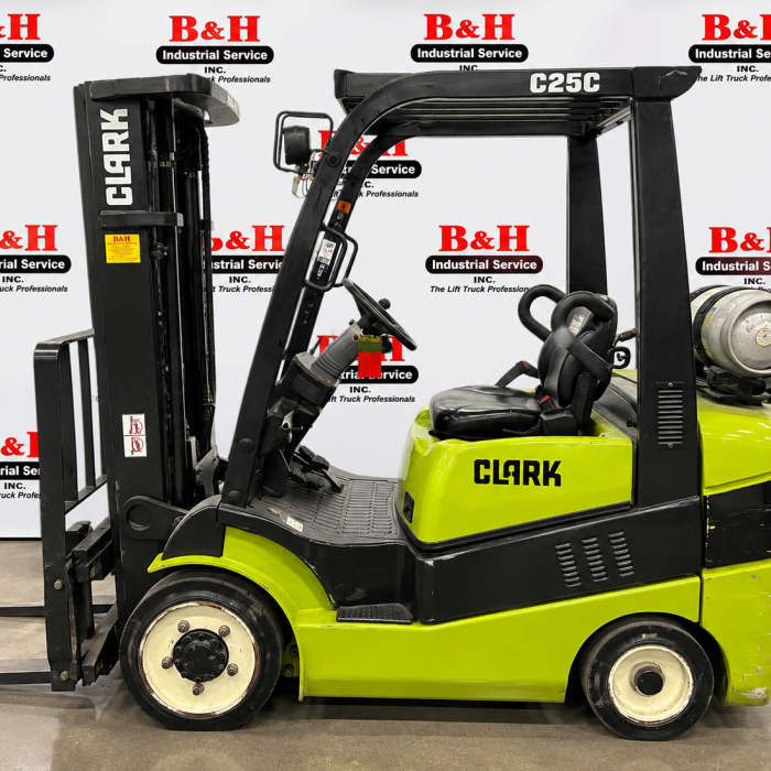 2006 Clark C25CL LPG Cushion Forklift (5,000 lbs)