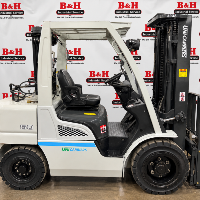 2018 Unicarriers PF60LP LPG Pneumatic Forklift (6,000 lbs)